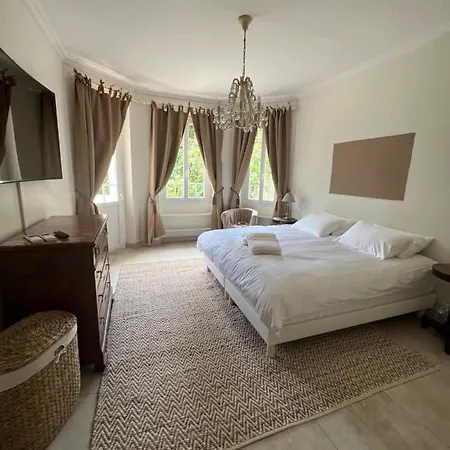 Villa Charming Villa Piscine , Proche Mer Cap D'Antibes *